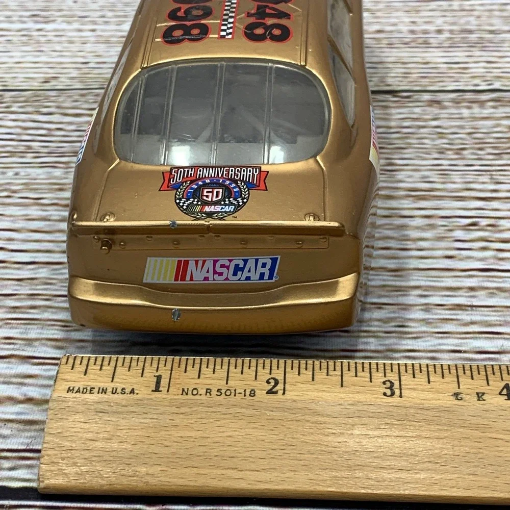 1948-1998 NASCAR 1:24 50th Anniversary Gold Racing Car Diecast Toy‎ Vehicle
